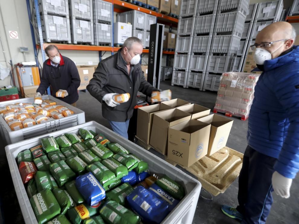 KFC aporta 10 toneladas de alimentos a los Bancos de Alimentos para combatir el riesgo de exclusión derivado del COVID-19