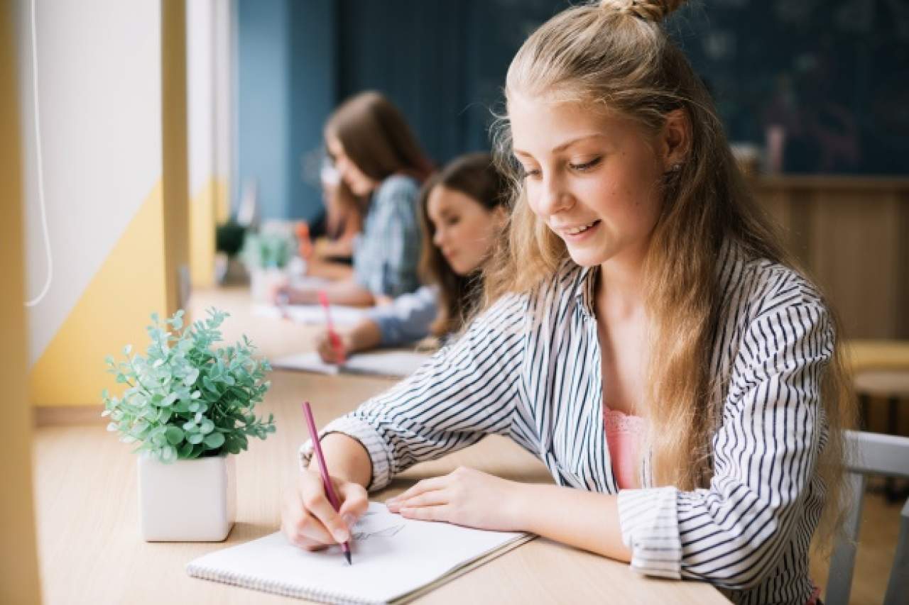 Material escolar en Valencia para todas las edades