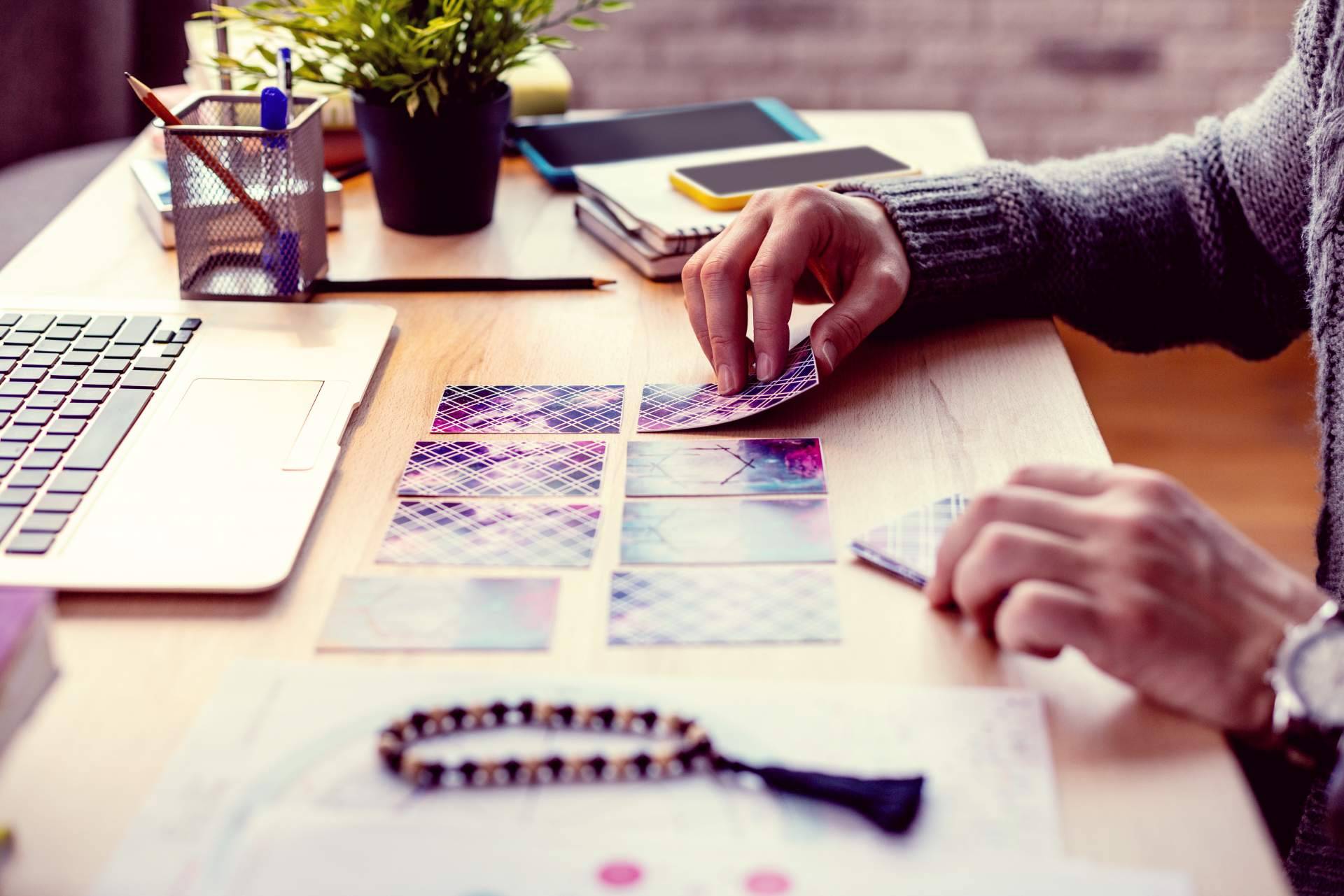 Tarot y Videncia con atención personalizada sin gabinete de la mano de Tarot David y Ángelo