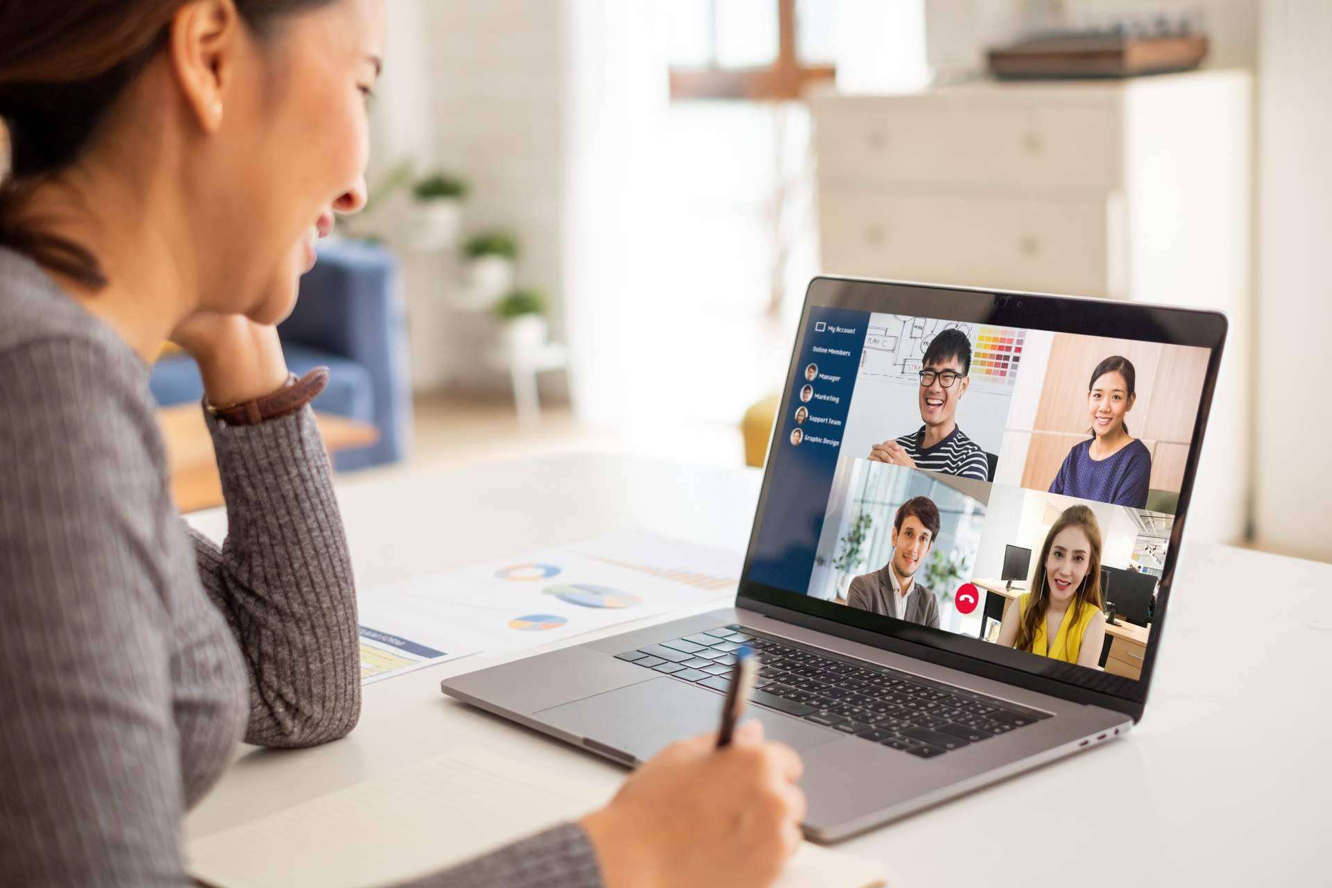 Essens dispone una opción de trabajo desde casa perfecta para tener ingresos extra