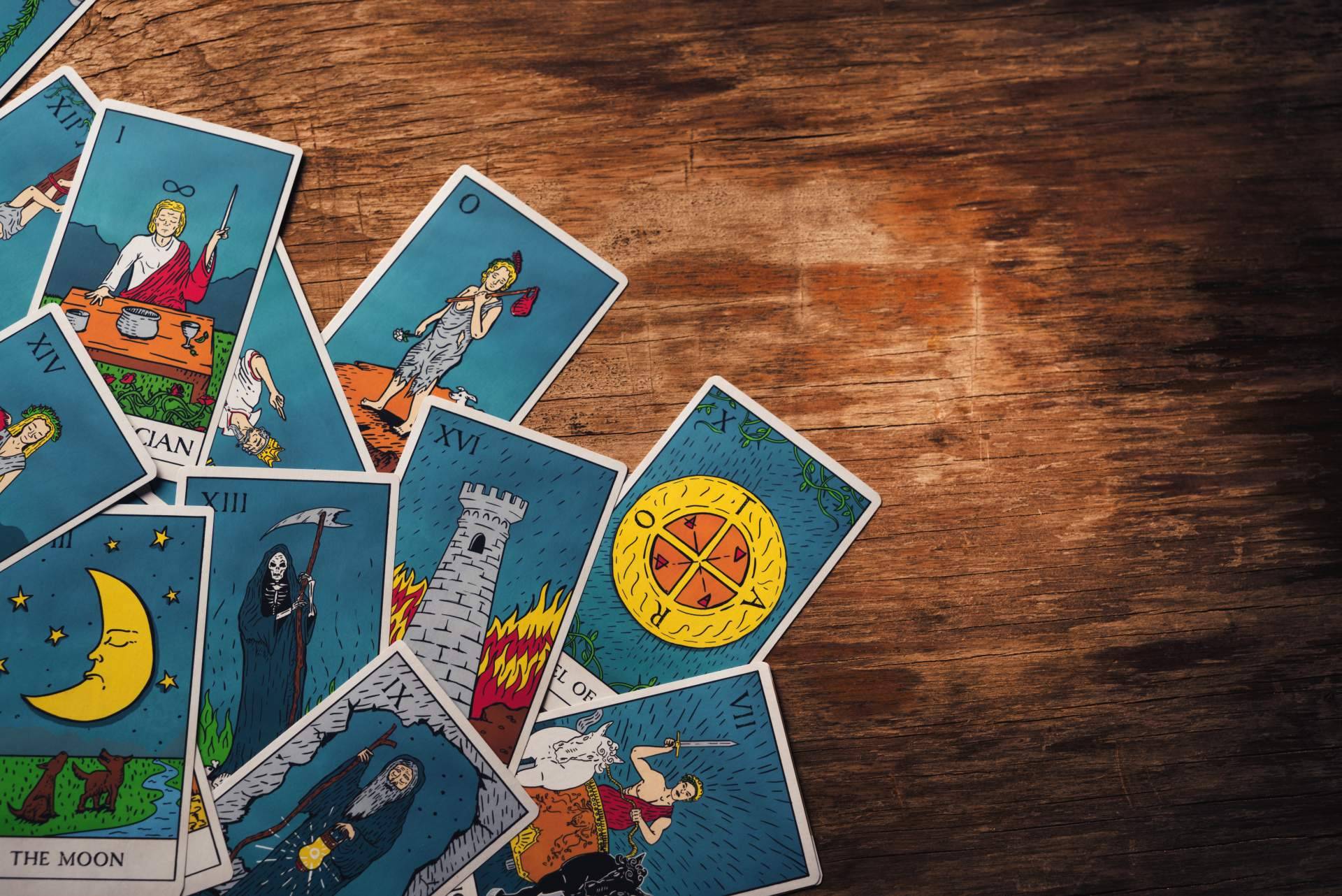 Ruth Montenegro y su gabinete de videntes  y las consultas de tarot con Visa