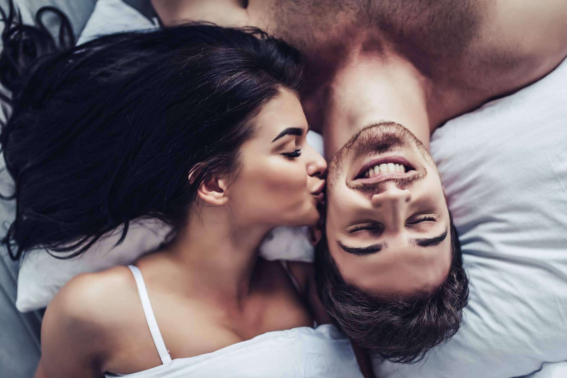 Condones de Marca ayuda a recuperar la vida íntima en pareja con los juguetes para adultos