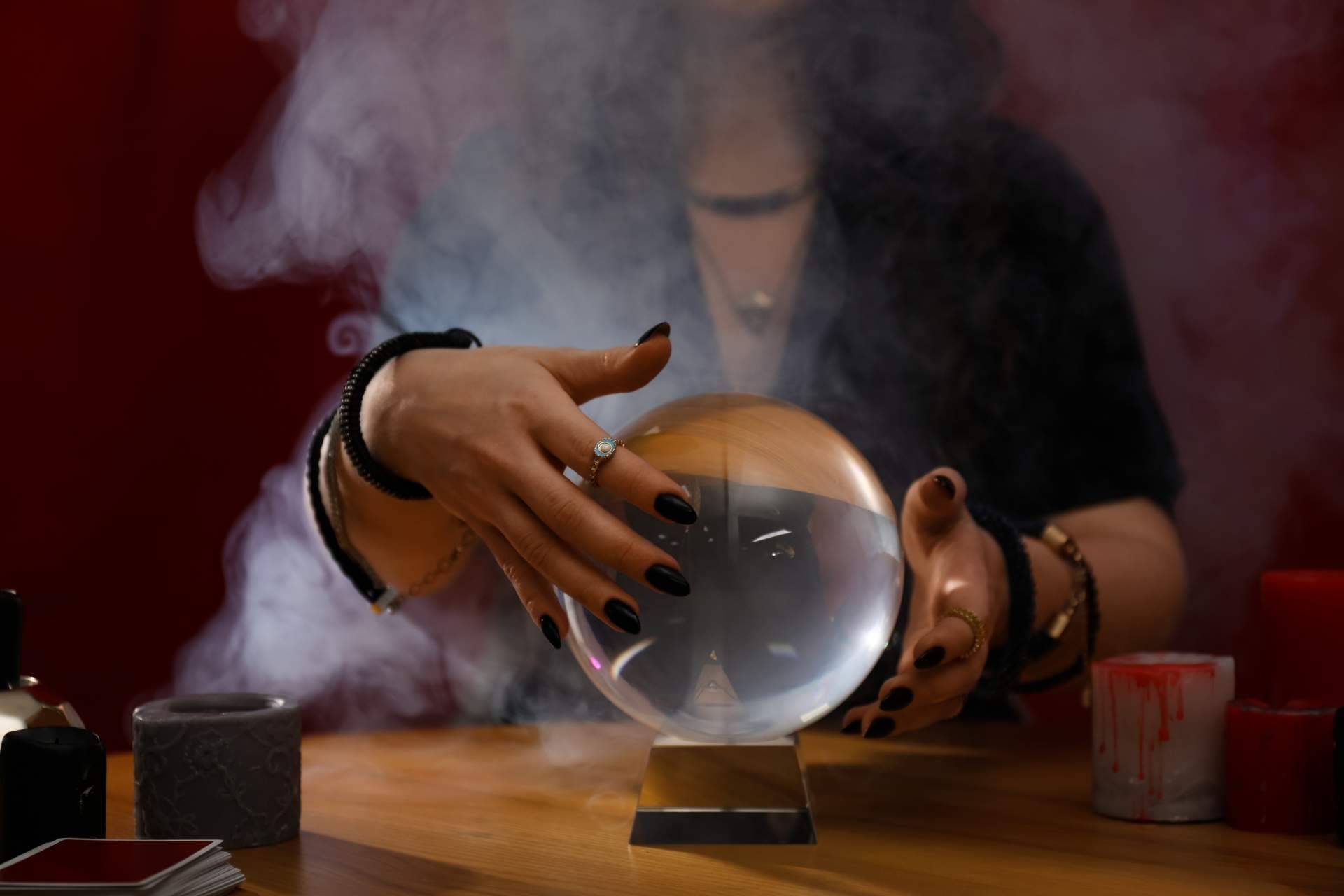 Futuro y Videncia ayuda a conocer el futuro con tarot y videncia