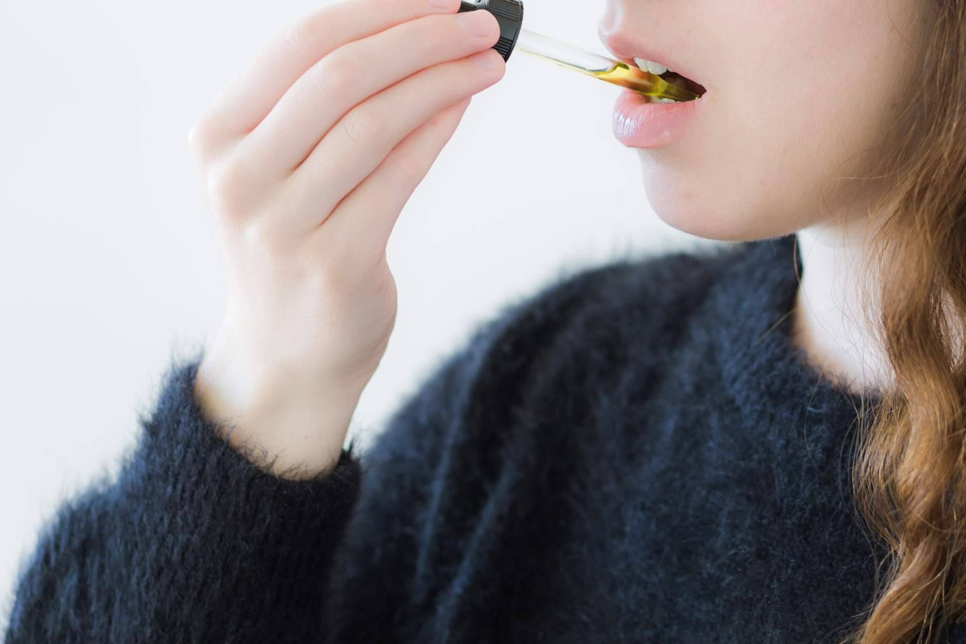 ¿Es el CBD útil para la migraña y dolores de cabeza?
