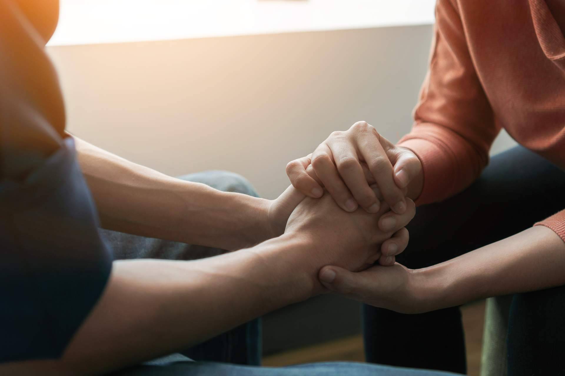 Terapias del Cambio explica cómo aliviar los síntomas de la fibromialgia con el tratamiento LNT® La Nueva Terapia®